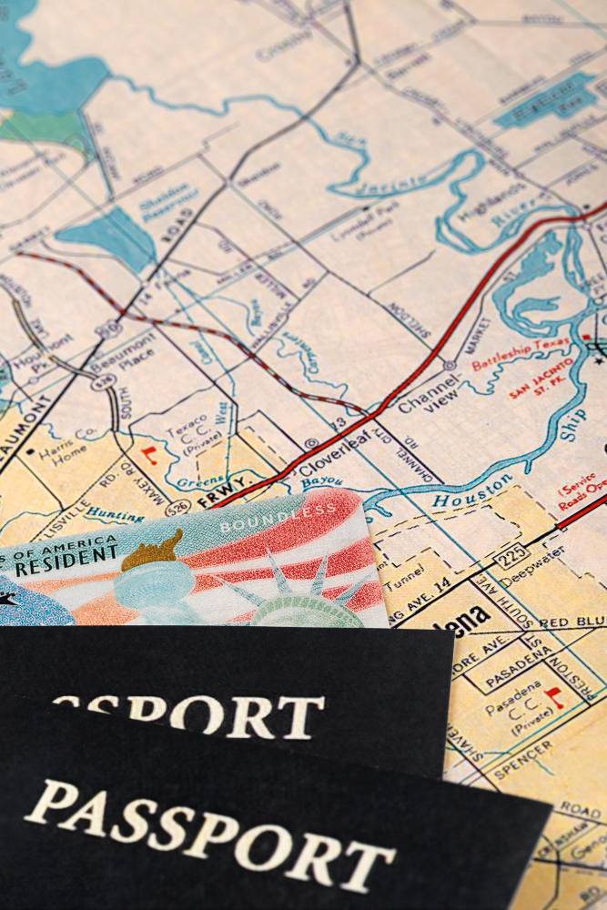 Abogado de extranjeria en Oviedo - Juan Castañon